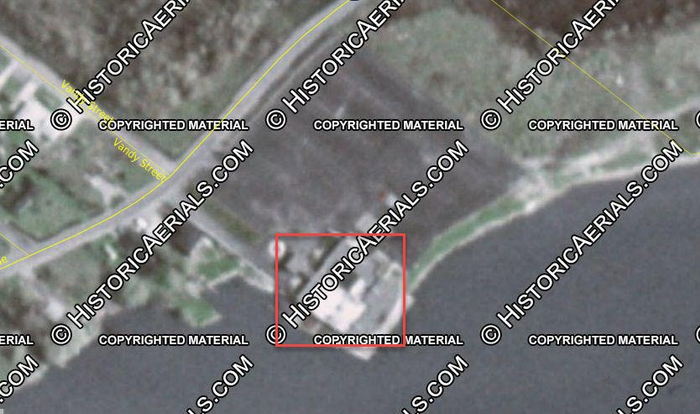 Ginos Surf (Luna Kai Tiki Bar) - 1982 Larger Structure (newer photo)